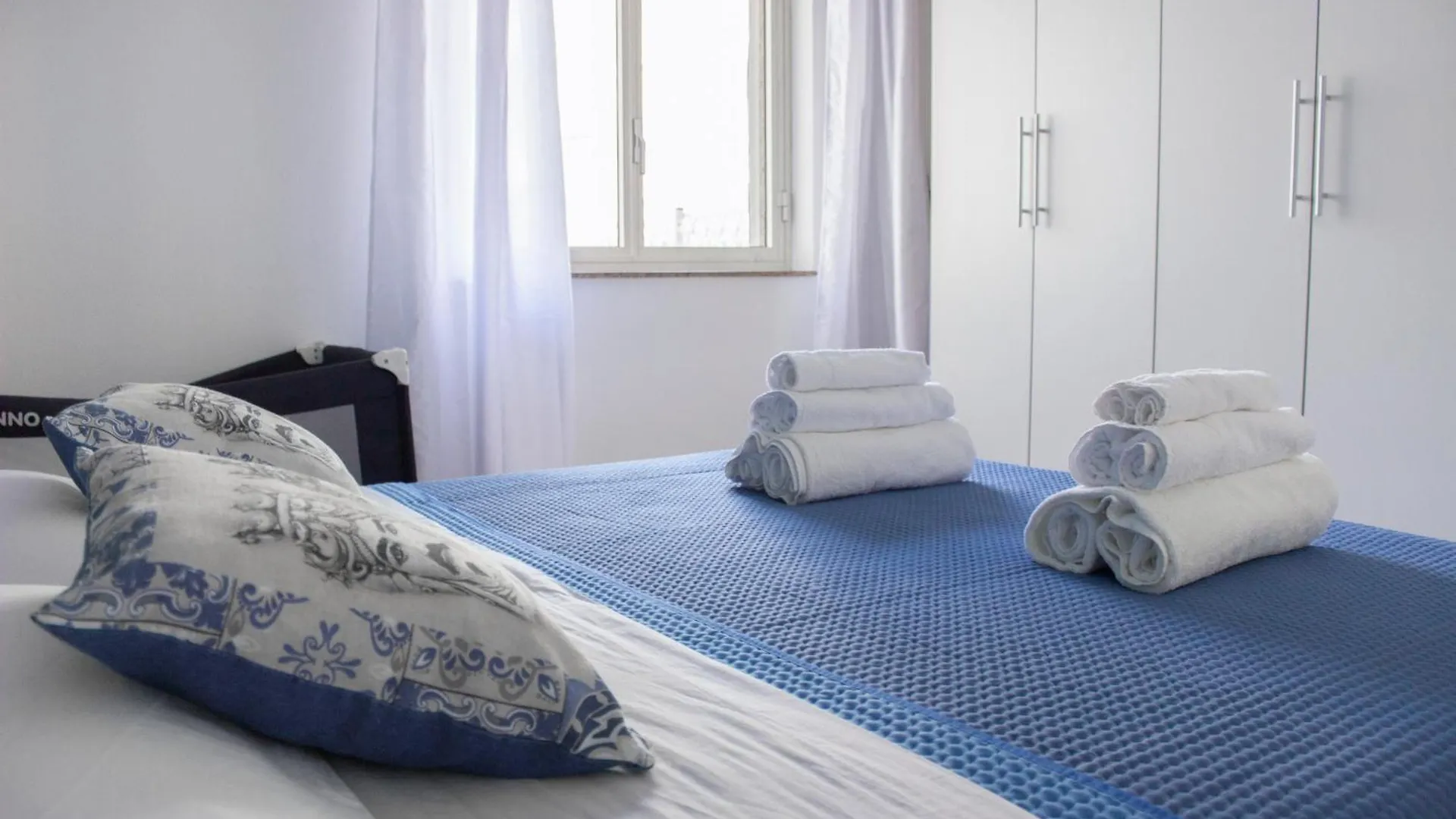 Appartamento Casa Rosa sul Mare Capo dʼOrlando 0*,