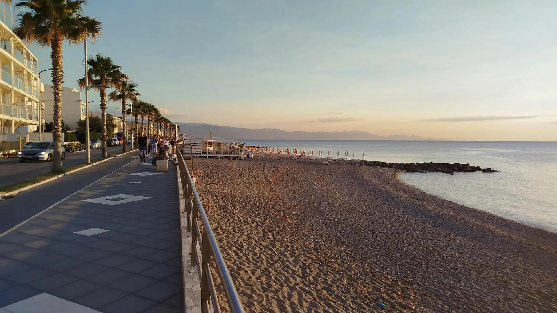 Appartamento Casa Rosa sul Mare Capo dʼOrlando